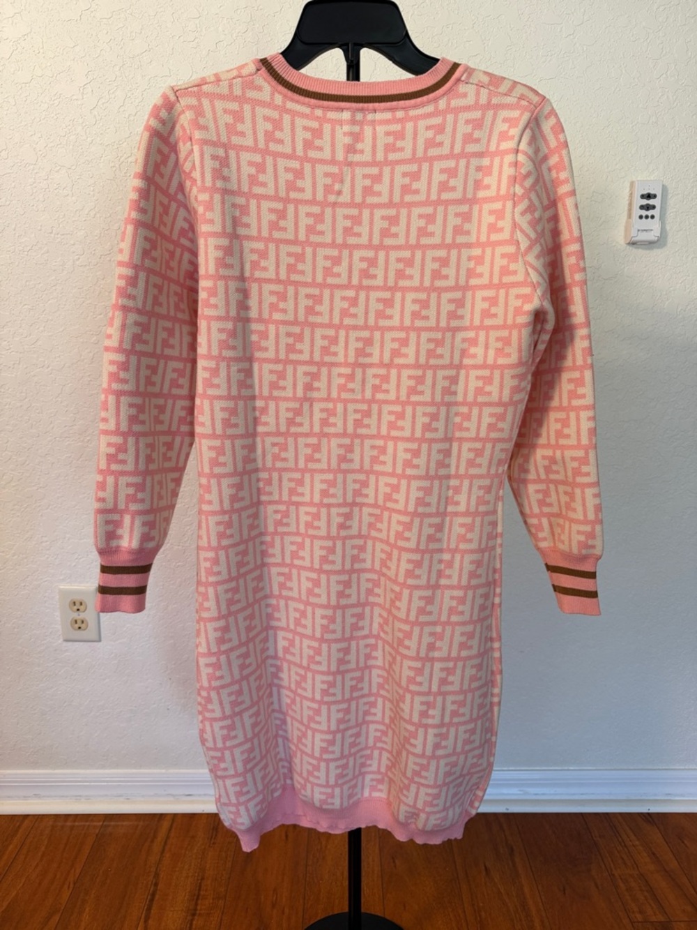 Fendi Pink and Cream FF Logo Long Sleeve Dress - Picture 2 of 6